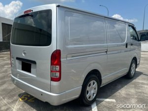 Toyota Hiace 2.8A