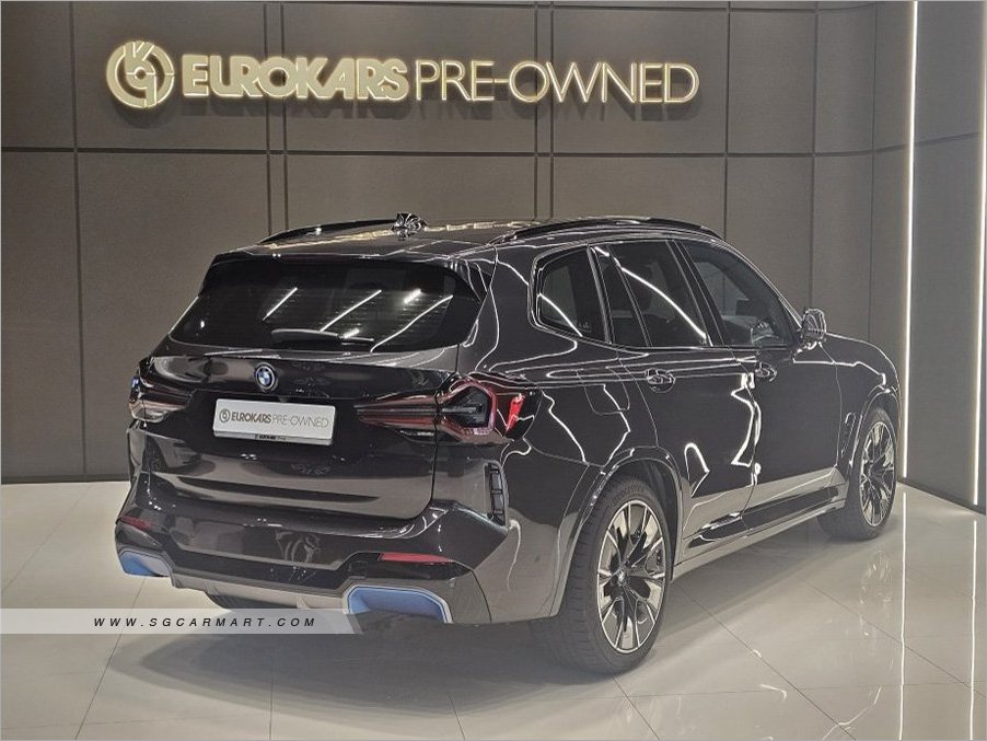 BMW iX3 Electric M-Sport Impressive Shadow Sunroof