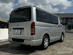 Toyota Hiace 2.8A DX