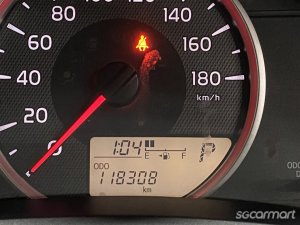 Toyota Corolla Axio 1.5A X