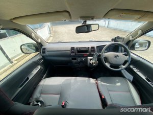Toyota Hiace 3.0M