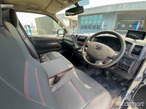 Toyota Hiace 3.0M