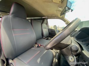 Toyota Hiace 3.0M