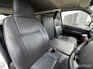 Toyota Hiace 3.0M