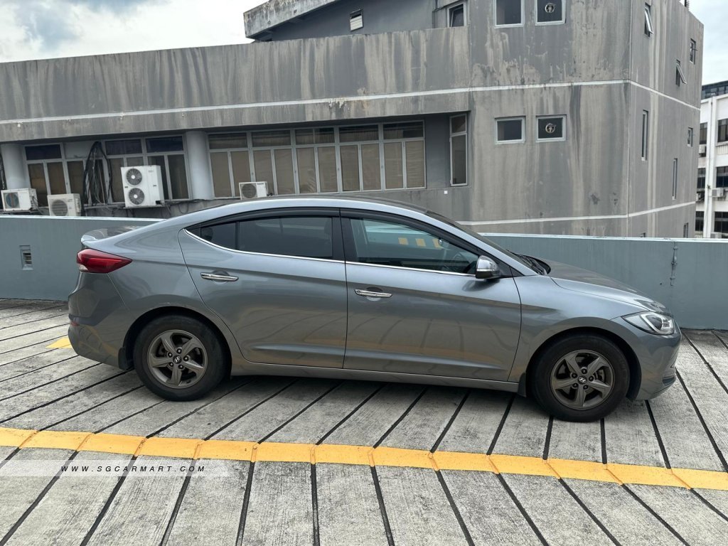 Hyundai Elantra 1.6A GLS