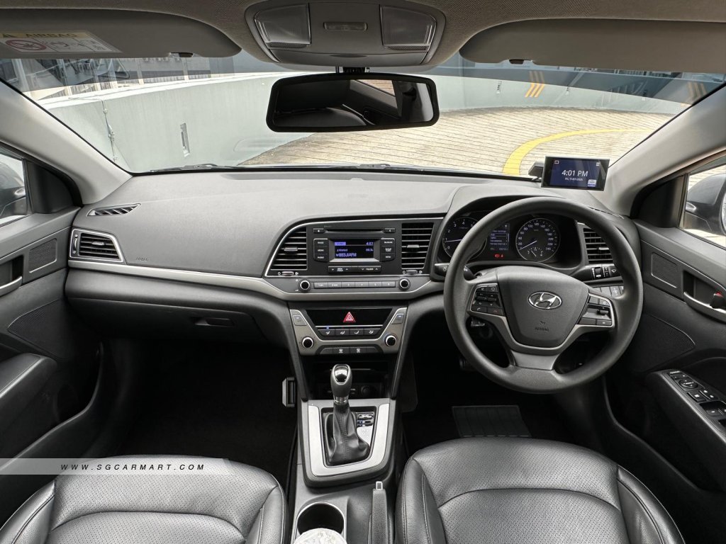 Hyundai Elantra 1.6A GLS