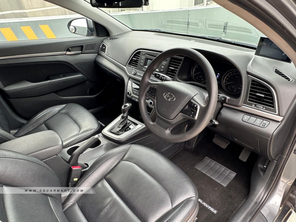 Hyundai Elantra 1.6A GLS