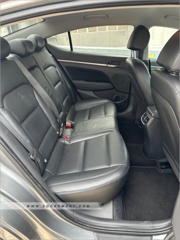 Hyundai Elantra 1.6A GLS