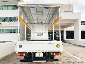 Mitsubishi Fuso Canter FEB21