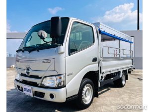 Hino Dutro 2.8M