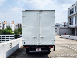 Hino XZU710R