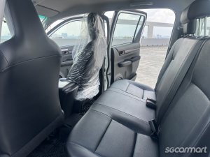 Toyota Hilux Double-Cab 2.4A