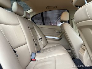 BMW 3 Series 318i (COE till 10/2031)