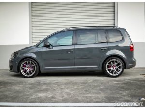 Volkswagen Touran 1.4A TSI (COE till 06/2027)
