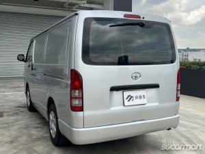 Toyota Hiace 3.0M