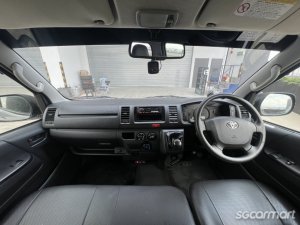 Toyota Hiace 3.0M