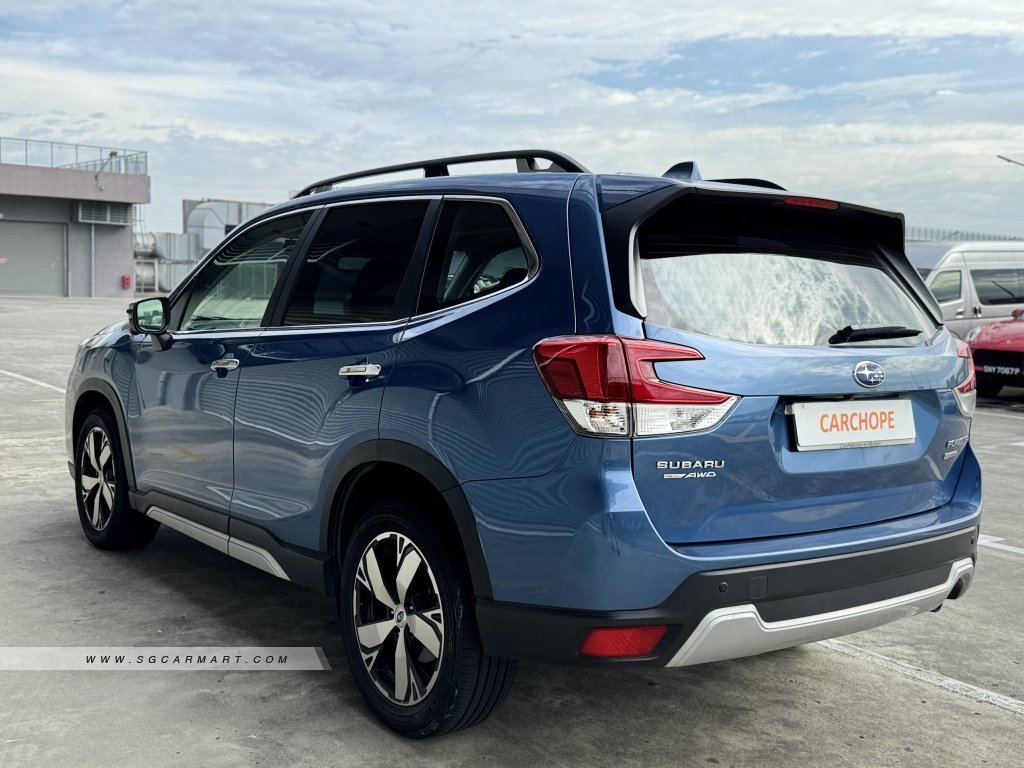 Subaru Forester 2.0i-S EyeSight Sunroof