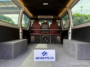 Toyota Hiace 2.8A DX