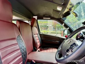 Toyota Hiace 2.8A DX