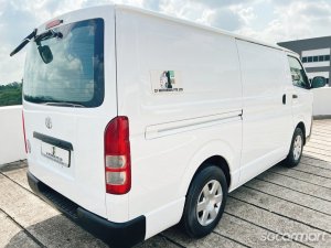 Toyota Hiace 3.0M DX (New 5-yr COE)
