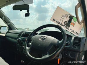 Toyota Hiace 3.0M DX (New 5-yr COE)