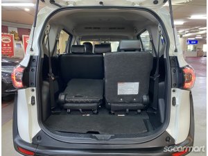 Toyota Sienta 1.5A Standard
