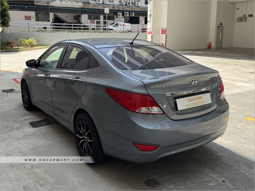 Hyundai Accent 1.4A