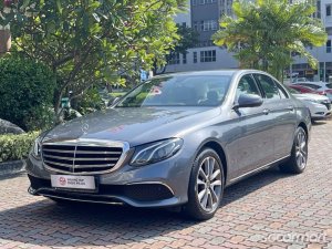 Mercedes-Benz E-Class E300 Exclusive