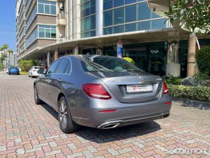 Mercedes-Benz E-Class E300 Exclusive