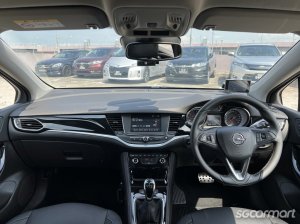 Opel Astra 1.0A Turbo