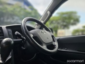 Toyota Hiace 3.0M DX (New 5-yr COE)