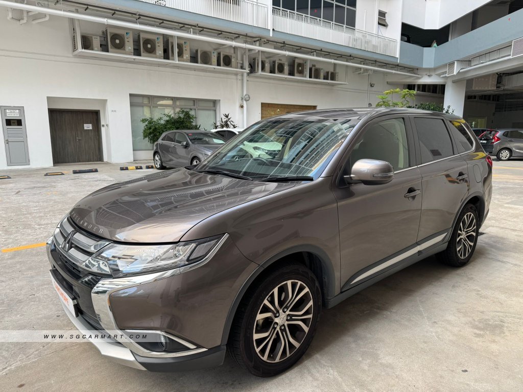Mitsubishi Outlander 2.0A