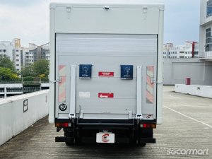Mitsubishi Fuso Canter FEB21