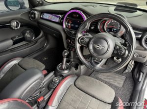 MINI John Cooper Works 2.0A Sunroof