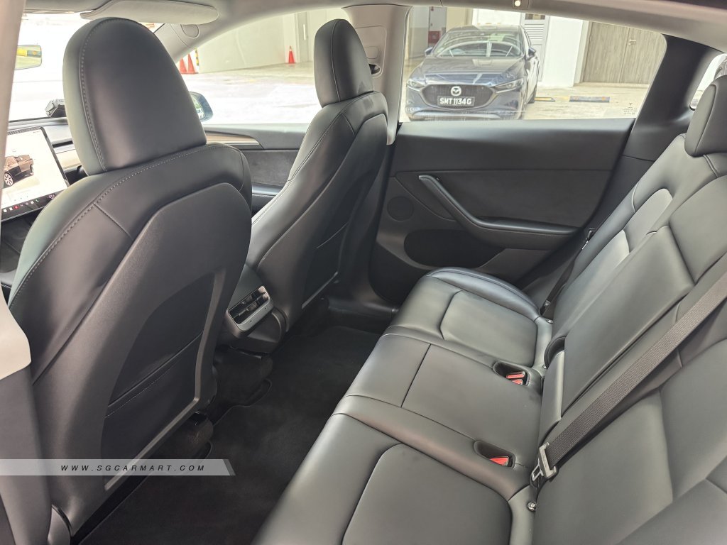 Tesla Model Y Electric RWD