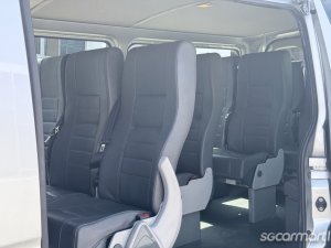 Toyota Hiace Commuter 2.8A DX