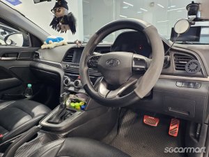 Hyundai Avante 1.6A GLS