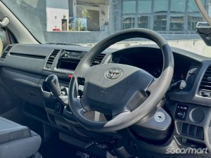 Toyota Hiace 3.0M (New 5-yr COE)