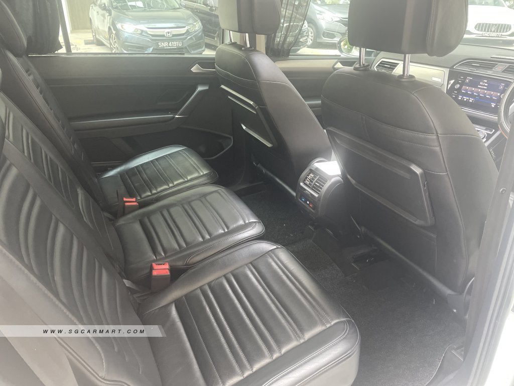 Volkswagen Touran 1.4A TSI Comfortline Sunroof