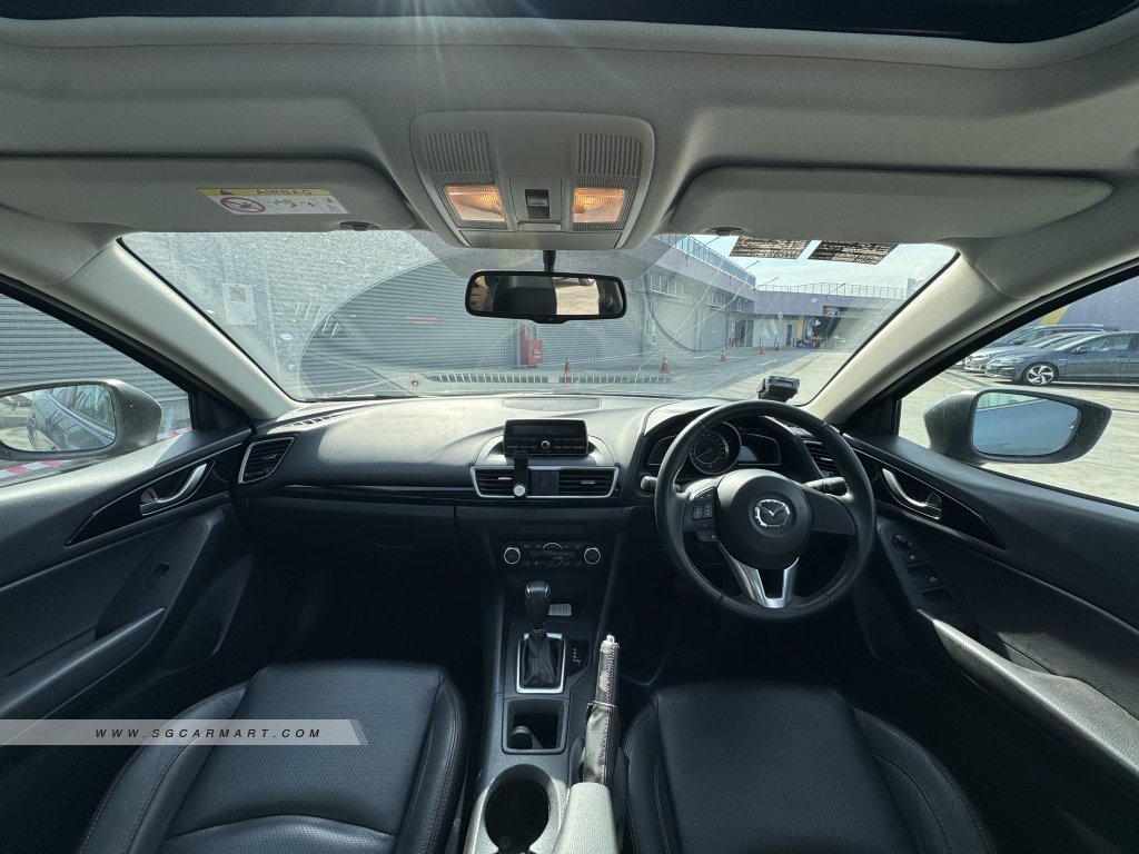 Mazda 3 1.5A Sunroof