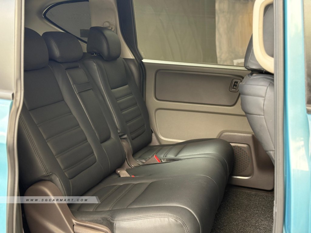 Honda Freed Hybrid 1.5A G