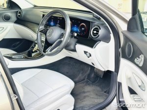 Mercedes-Benz E-Class E300 Avantgarde