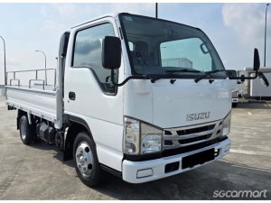 Isuzu NHR87A