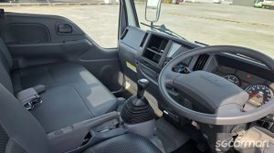 Isuzu NHR87A