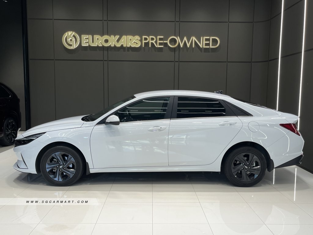 Hyundai Avante 1.6A S