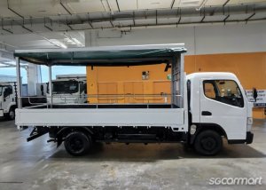 Mitsubishi Fuso Canter FEB21