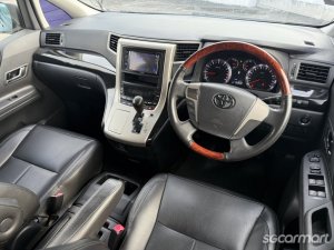 Toyota Vellfire 2.4A Z (COE till 06/2030)