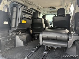 Toyota Vellfire 2.4A Z (COE till 06/2030)