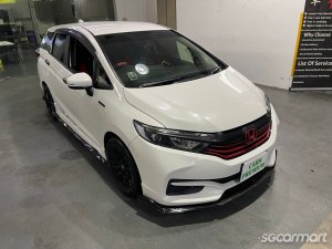 Honda Shuttle Hybrid 1.5A Honda Sensing