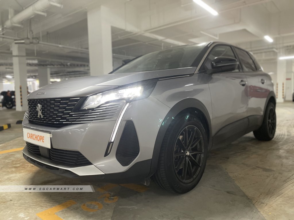Peugeot 3008 1.2A PureTech EAT8 Active Premium